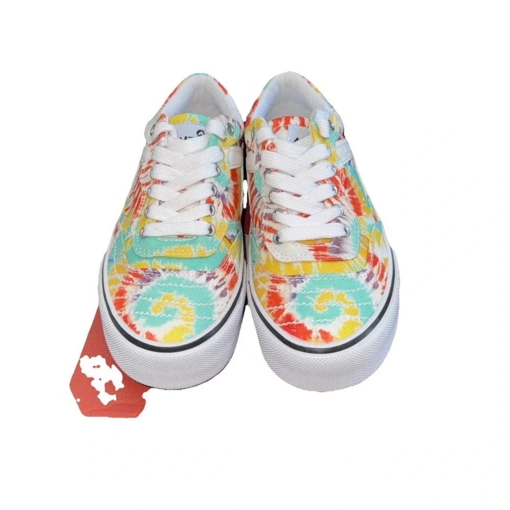 Airwalk Harley Red Tie Dye Kid Size 5.5